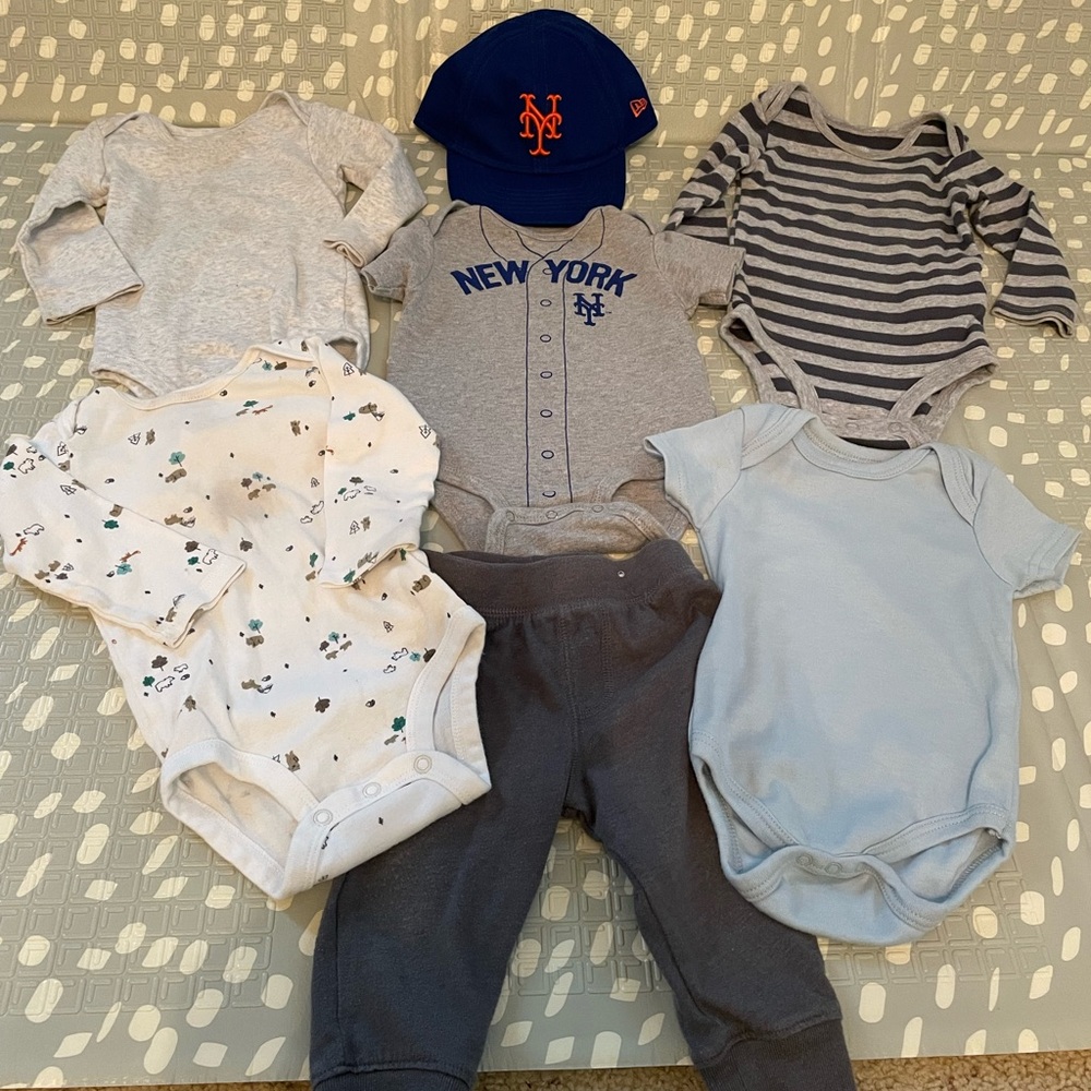 Kids One Piece Set with New York Mets Cap and Onesie, Size‎ 6-9 months